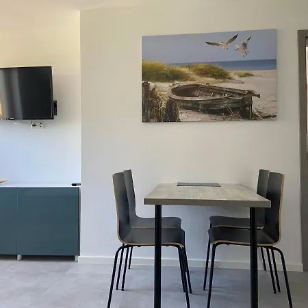 D.w Nawigator * Ostrowo (Puck)